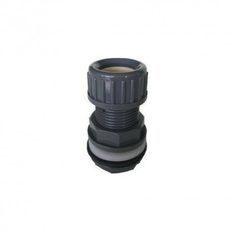 Tub pass for pipe - D 32
