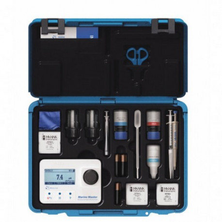 Hanna marine photometer case